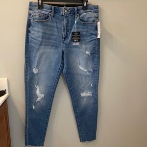 Brand new with tags Lularoe denim size 32 ankle length